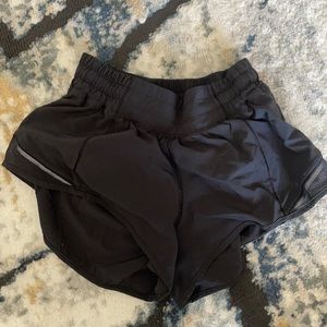 Lululemon hotty hot shorts